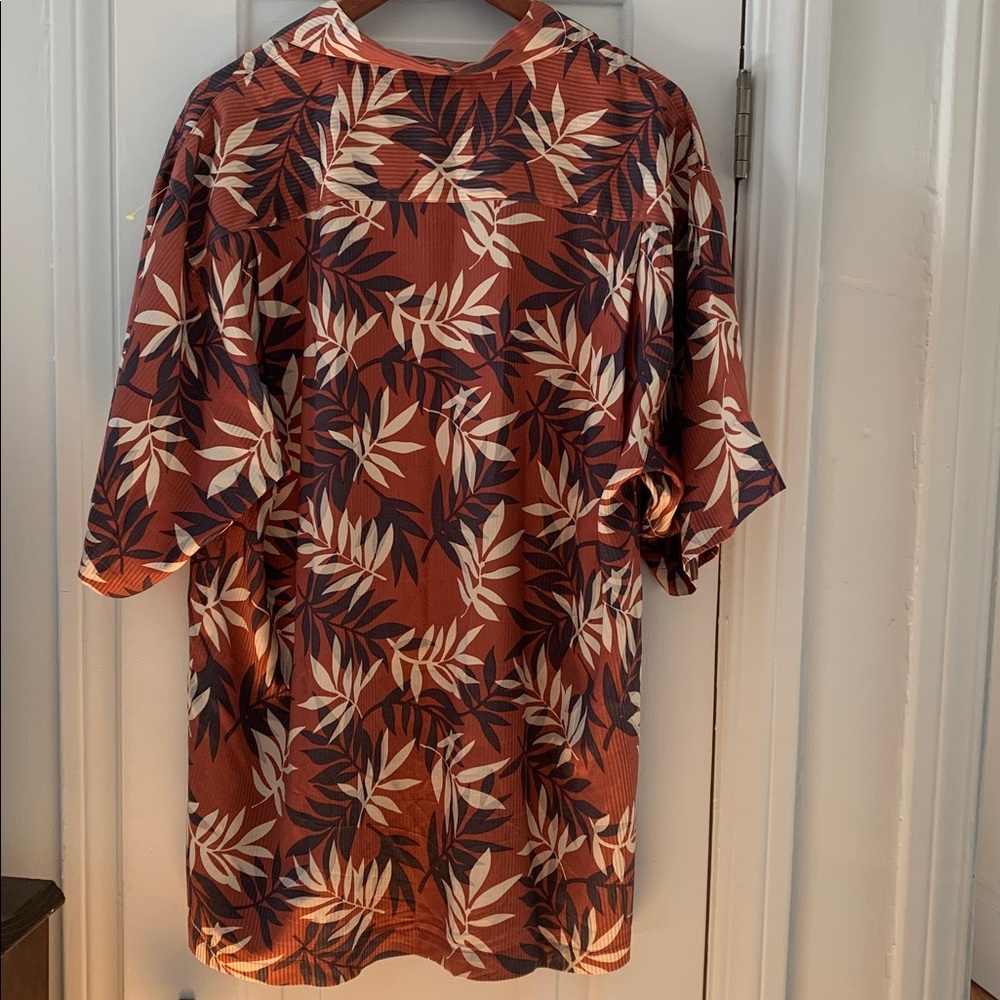 Tommy Bahama Tropical Leaf Print Button-Up Short Sleeve Shirt Men Size L - Picture 4 of 8